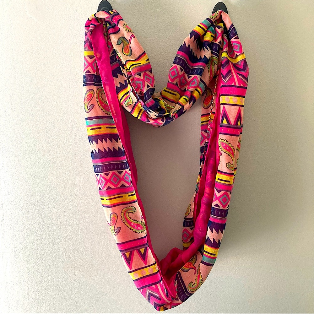 Bright Colors Infinity Scarf Set - Picture 5 of 7